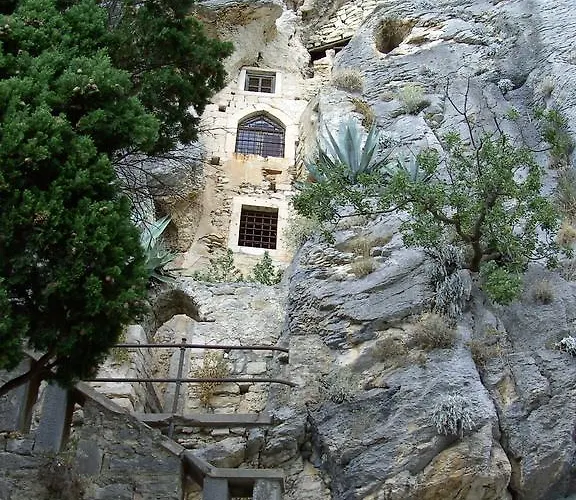 Sugar Flat Apartment Split